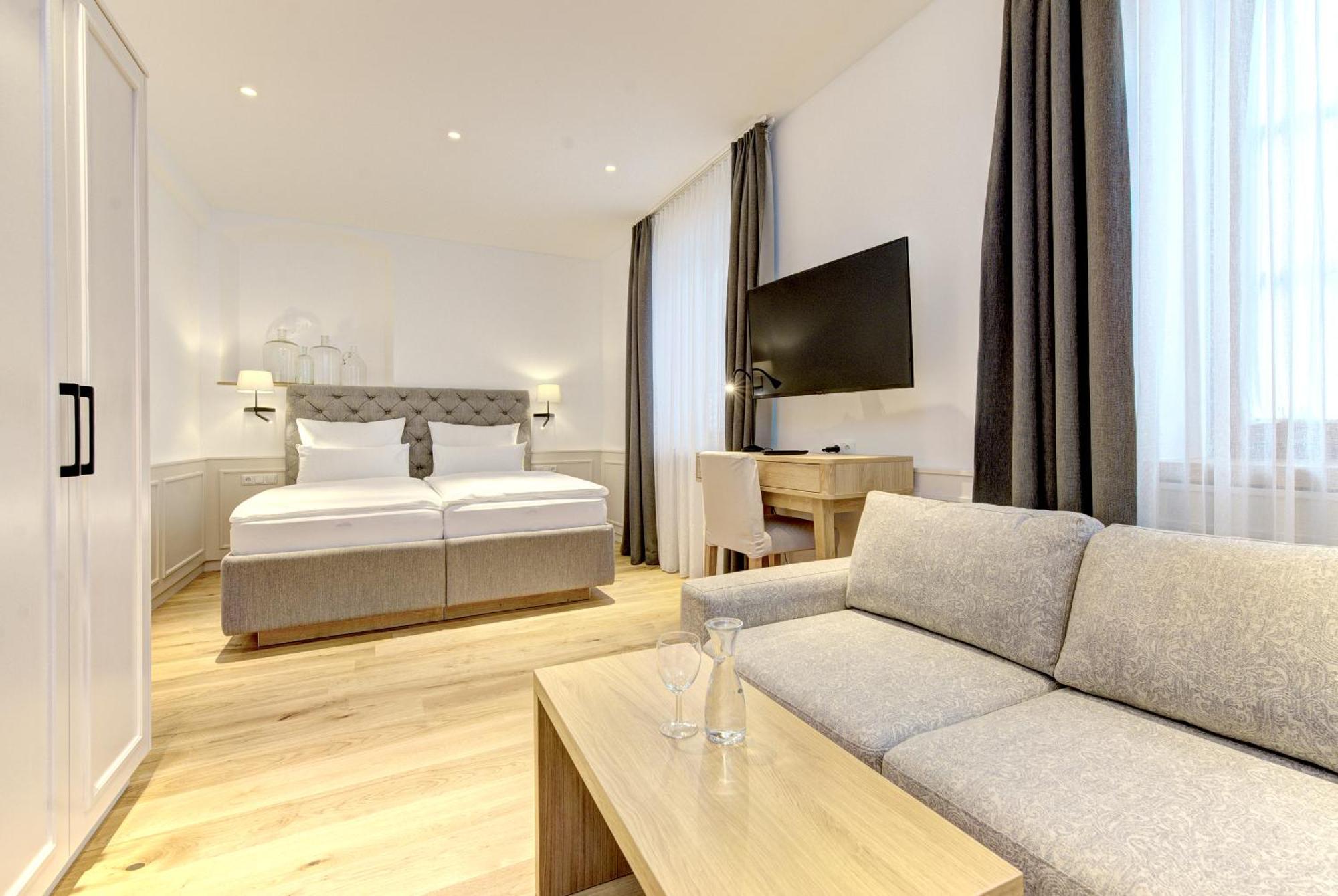 Hotel Gasthof Koenig Kremsmünster Esterno foto