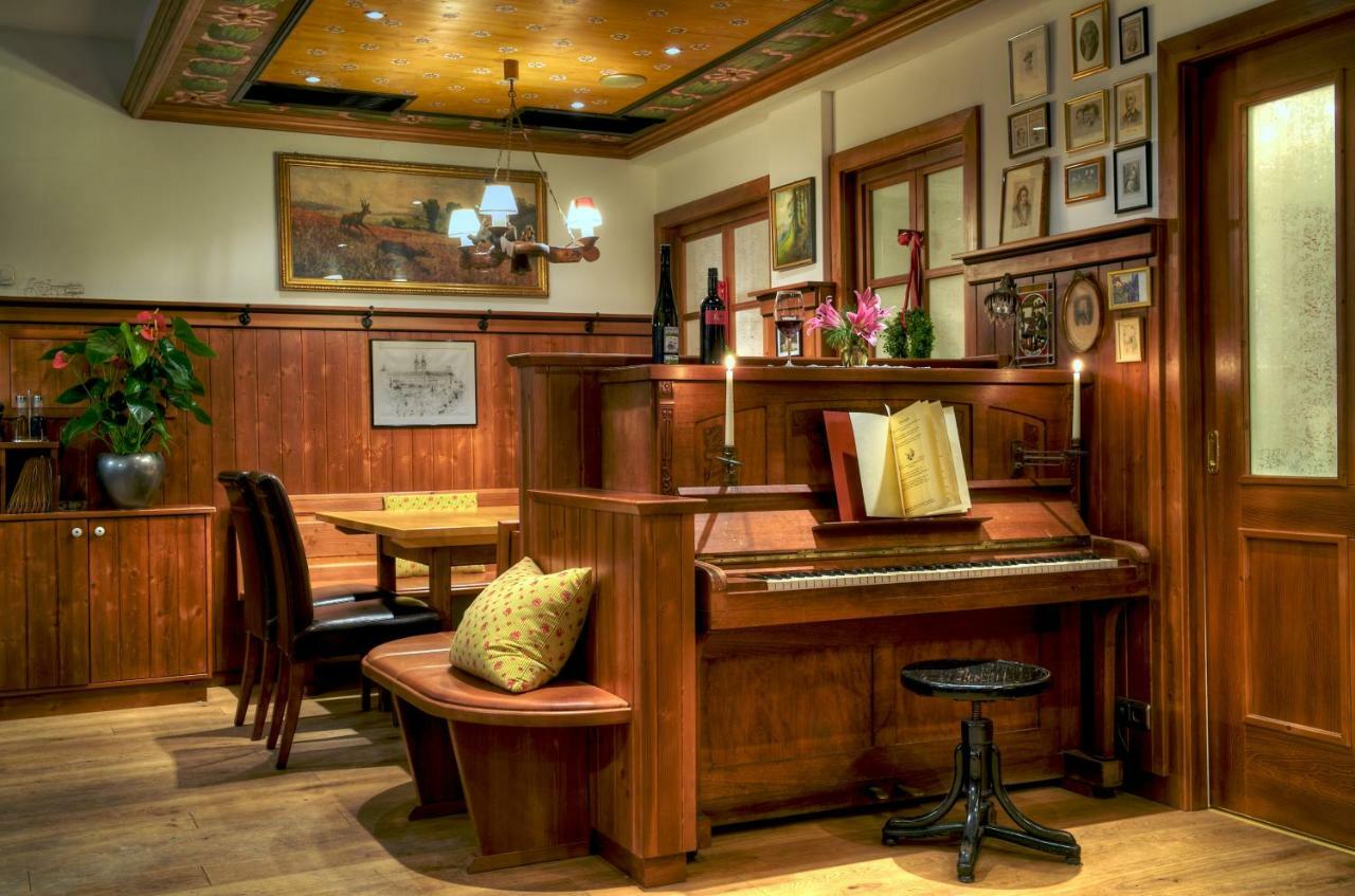 Hotel Gasthof Koenig Kremsmünster Esterno foto